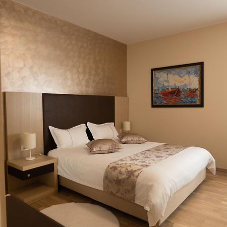 Scallop Rooms Self Check-In Zadar Bagian luar foto