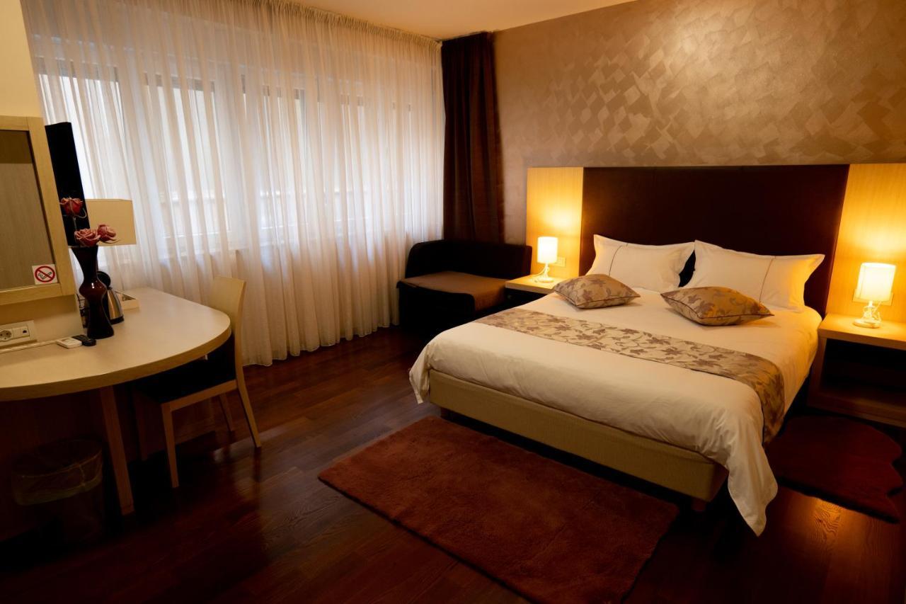 Scallop Rooms Self Check-In Zadar Bagian luar foto