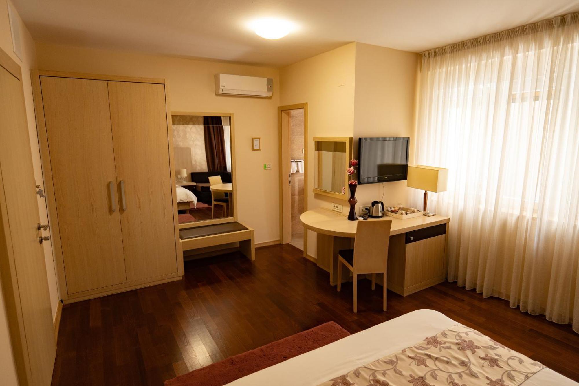 Scallop Rooms Self Check-In Zadar Bagian luar foto