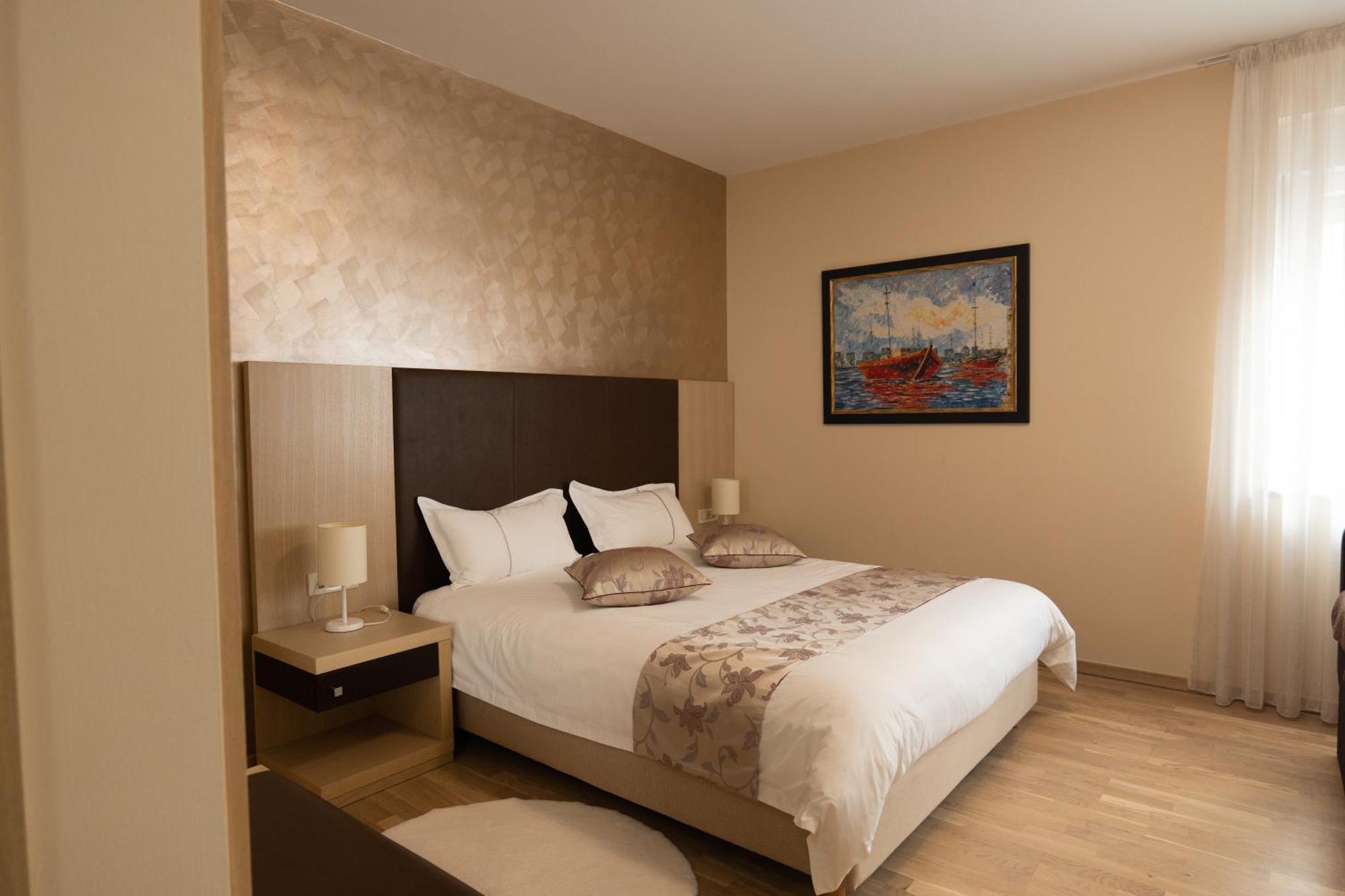Scallop Rooms Self Check-In Zadar Bagian luar foto