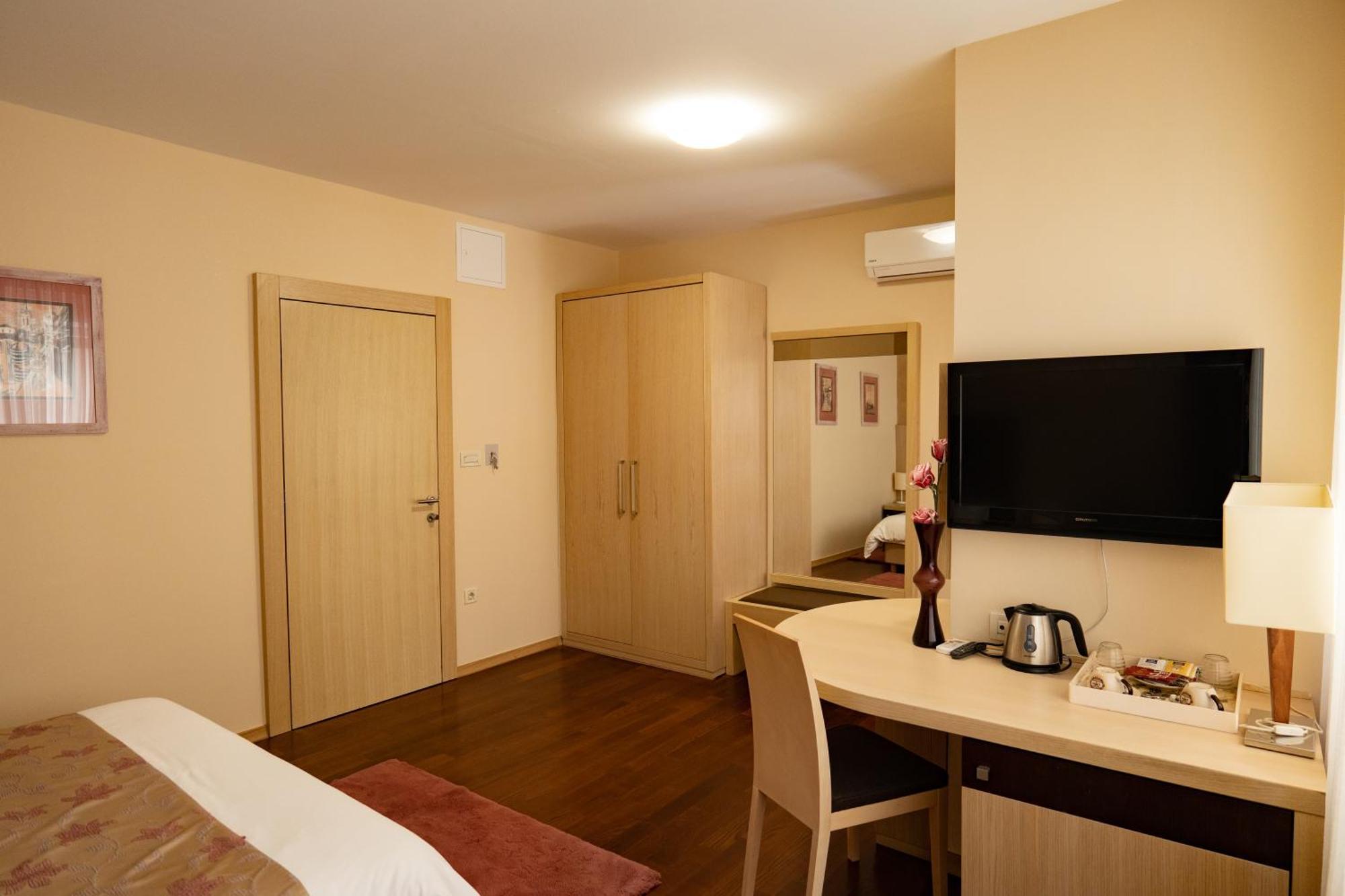 Scallop Rooms Self Check-In Zadar Bagian luar foto