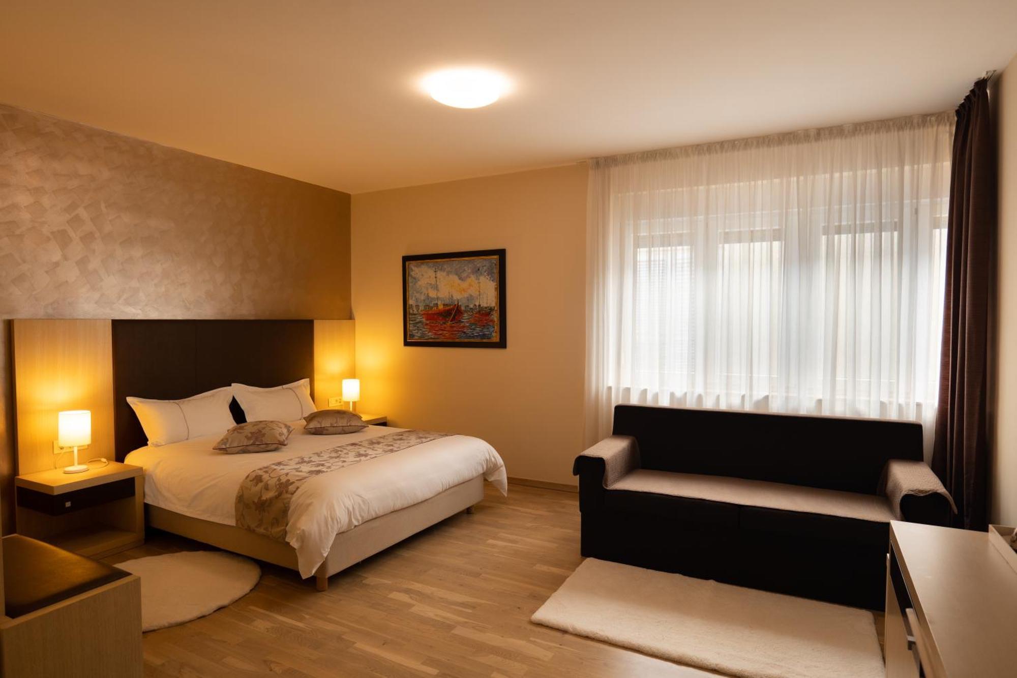Scallop Rooms Self Check-In Zadar Bagian luar foto