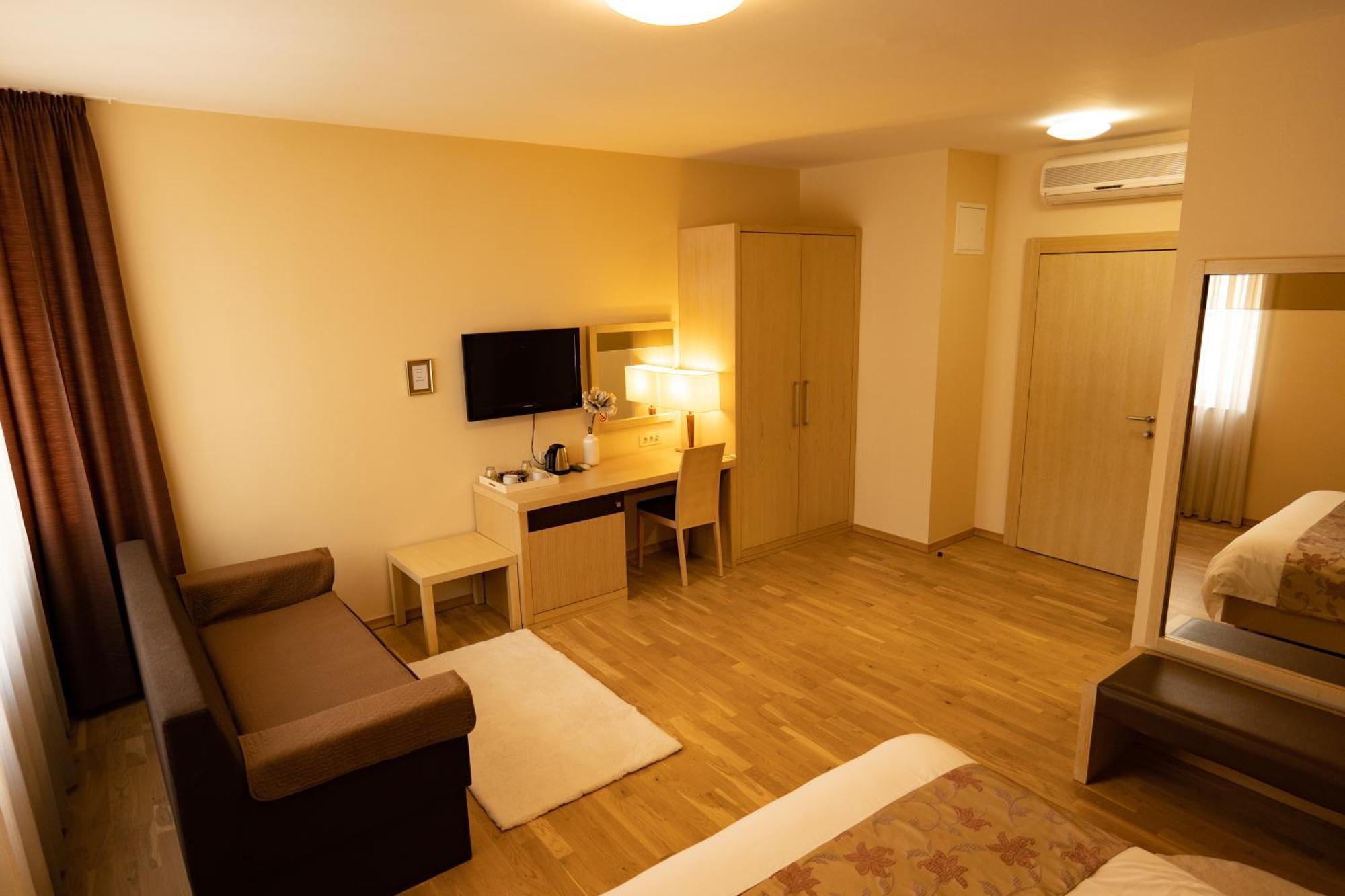 Scallop Rooms Self Check-In Zadar Bagian luar foto